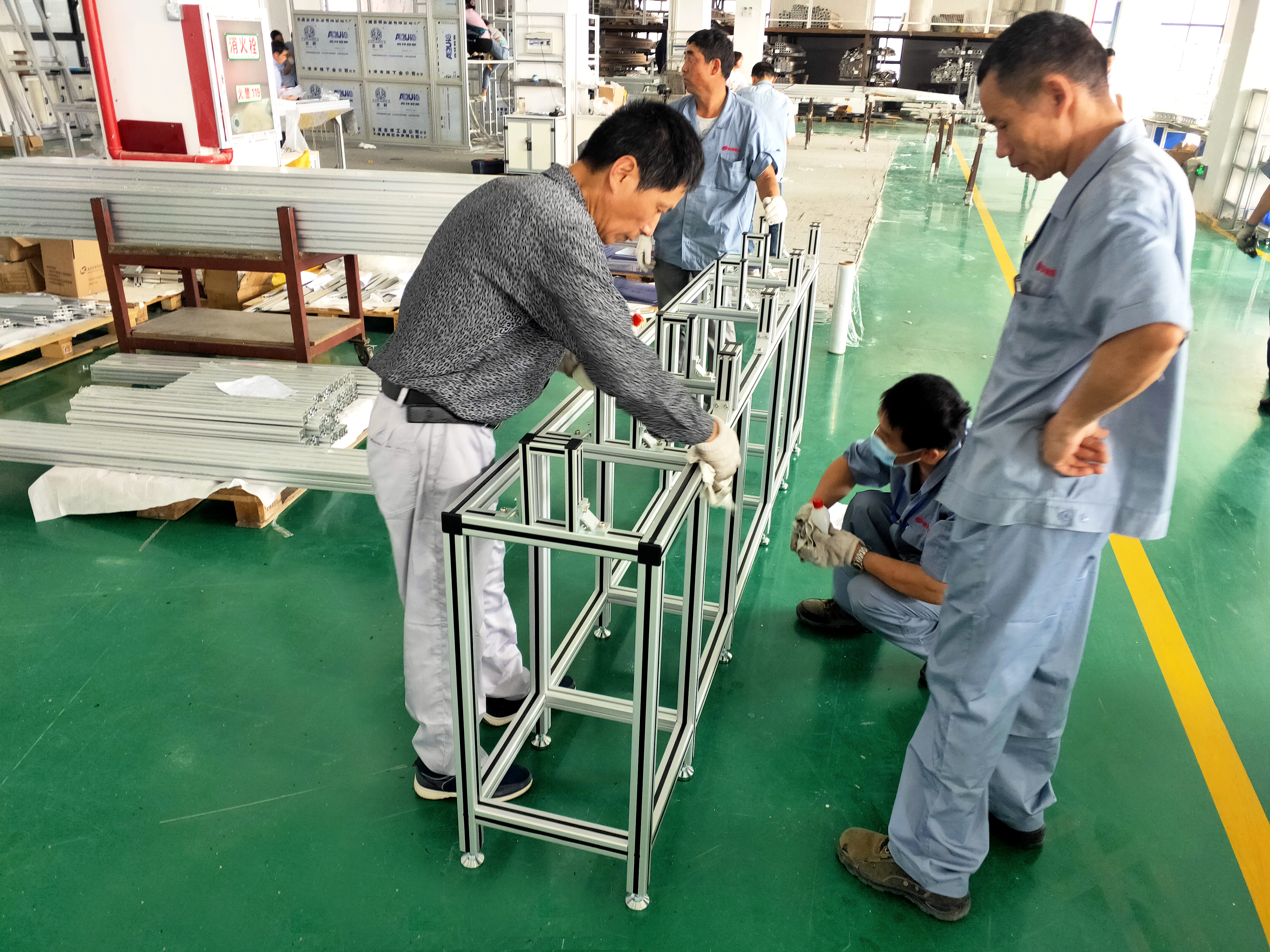 工業鋁型材圍欄，不同客戶的加工方案